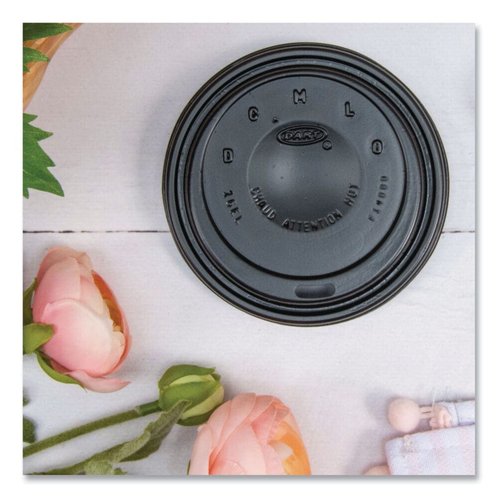 Cappuccino Dome Sipper Lids, Fits 12 oz to 24 oz Cups, Black, 100/Pack, 10 Packs/Carton - Image 5