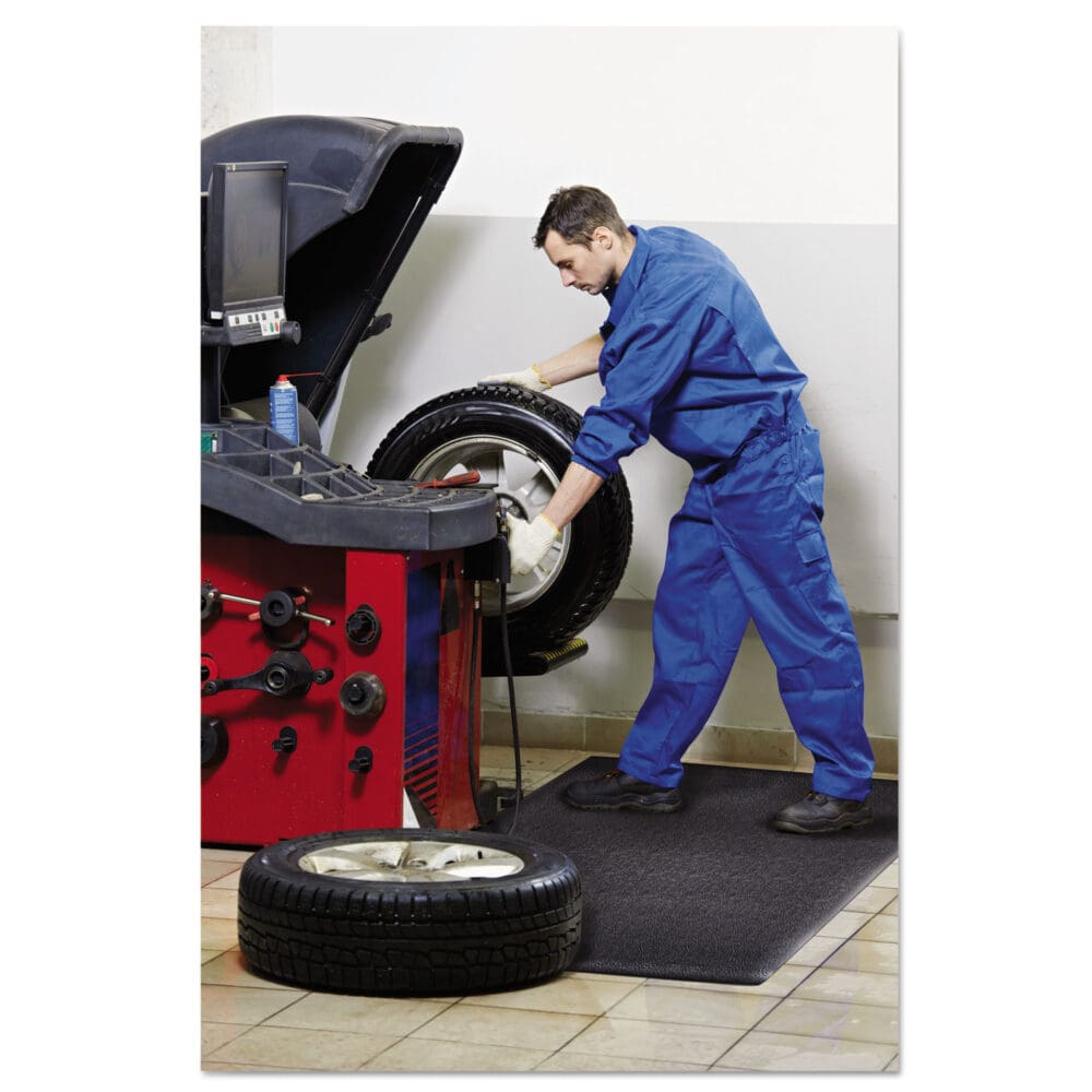 Soft Step Supreme Anti-Fatigue Floor Mat, 36 x 60, Black - Image 3