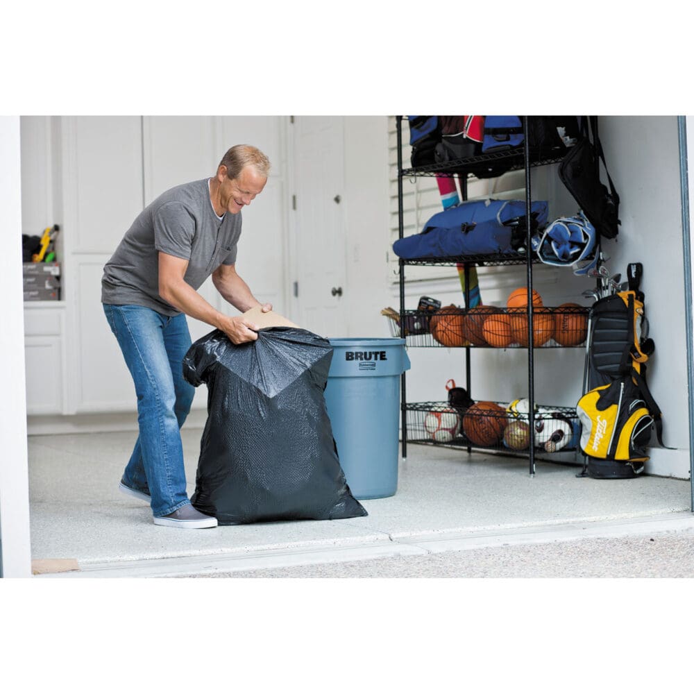 ForceFlexPlus Drawstring Large Trash Bags, 30 gal, 1.05 mil, 30" x 32", Black, 70/Box - Image 8