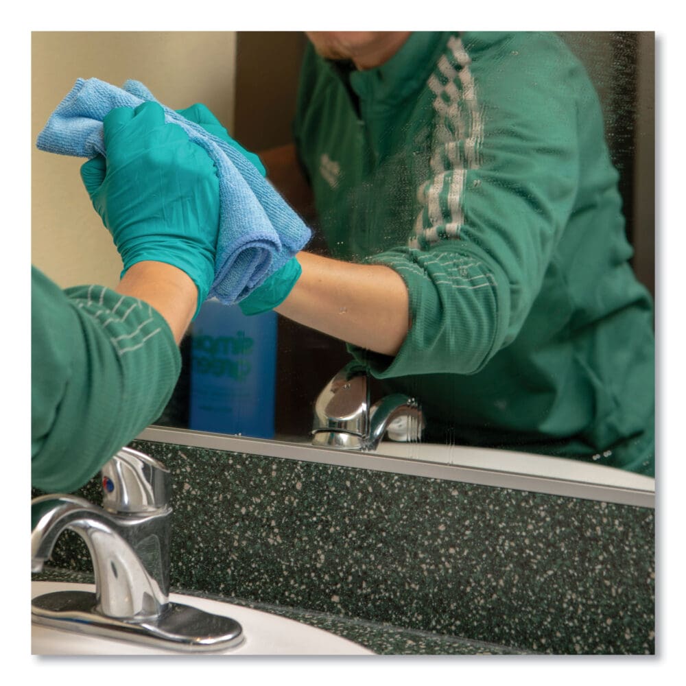 Clean Building Glass Cleaner Concentrate, Unscented, 1gal Bottle - Image 3