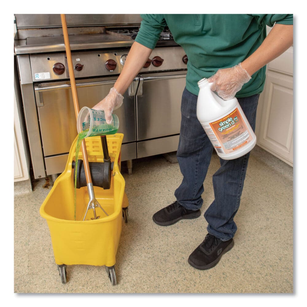 d Pro 3 Plus Antibacterial Concentrate, Herbal, 1 gal Bottle, 6/Carton - Image 3