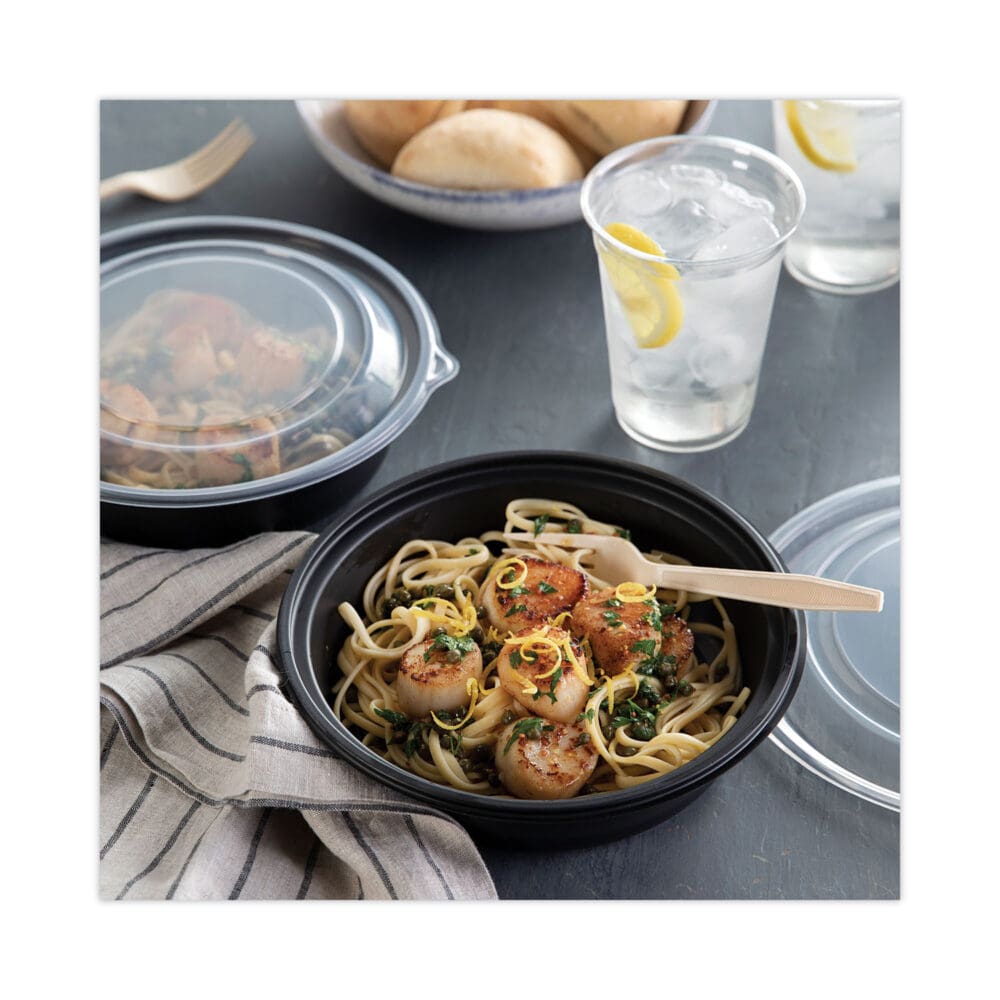EarthChoice MealMaster Container with Lid, 32 oz, 8" dia x 2.12" h, 1-Compartment, Black/Clear, Plastic, 250/Carton - Image 4