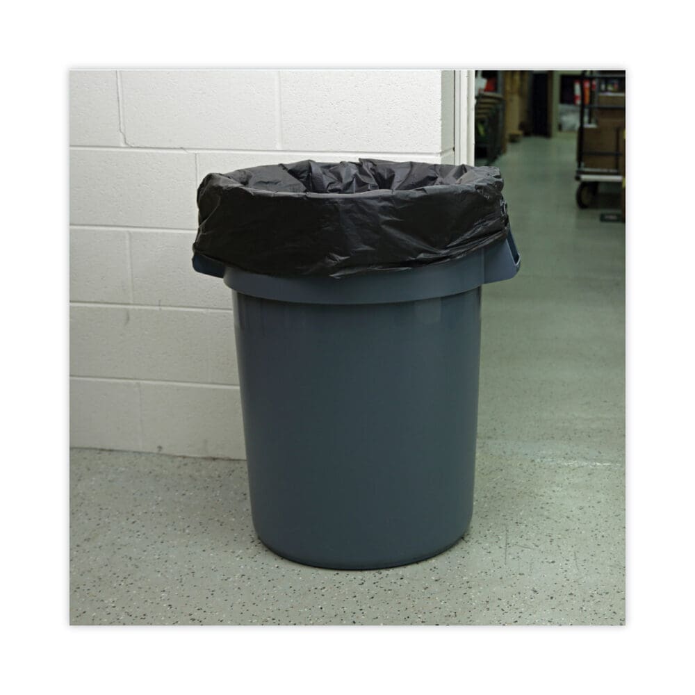 Linear Low Density Industrial Can Liners, 45 gal, 0.7 mil, 40 x 46, Black, 100/Carton - Image 4