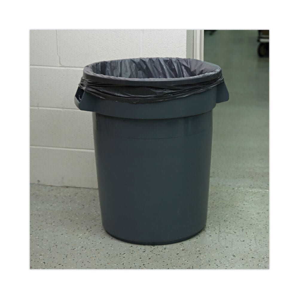 Round Waste Receptacle, 32 gal, Linear-Low-Density Polyethylene, Gray - Image 3