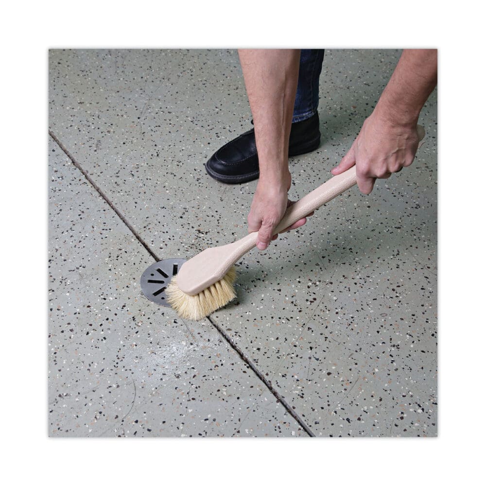 Utility Brush, Cream Tampico Bristles, 5.5" Brush, 14.5" Tan Plastic Handle - Image 4