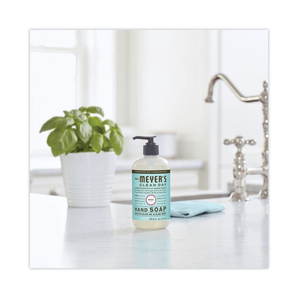 Clean Day Liquid Hand Soap, Basil, 12.5 oz - Image 3