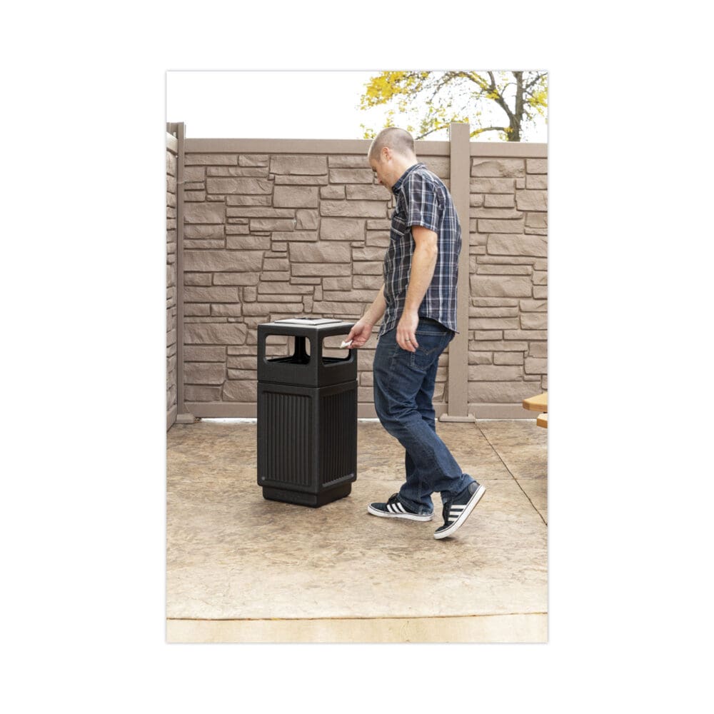 Canmeleon Recessed Panel Receptacles, 15 gal, Polyethylene, Black - Image 4