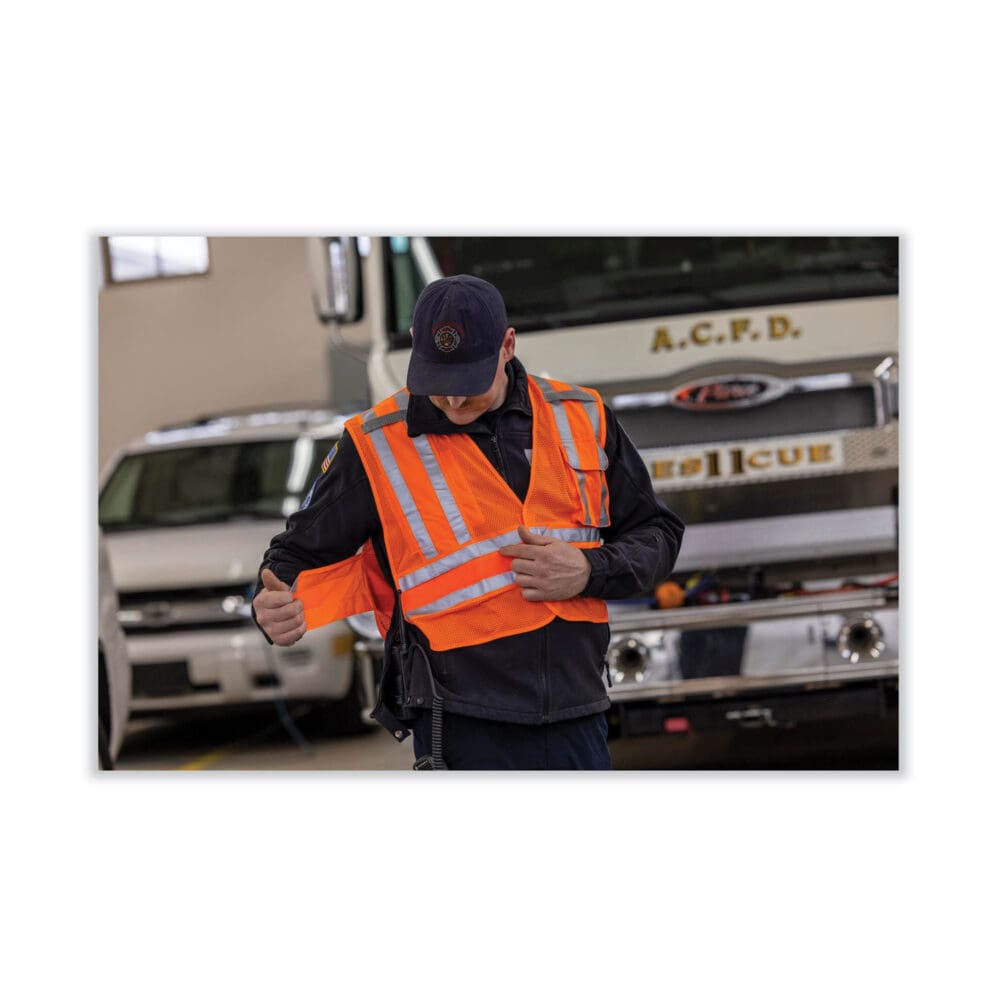 GloWear 8244PSV Class 2 Expandable Public Safety Hook and Loop Vest, Polyester, XL/2XL, Orange, Ships in 1-3 Business Days - Image 3