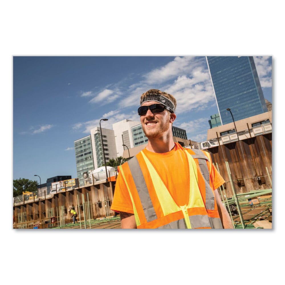 GloWear 8089 Non-Certified Hi-Vis T-Shirt, Polyester, X-Large, Orange, Ships in 1-3 Business Days - Image 3