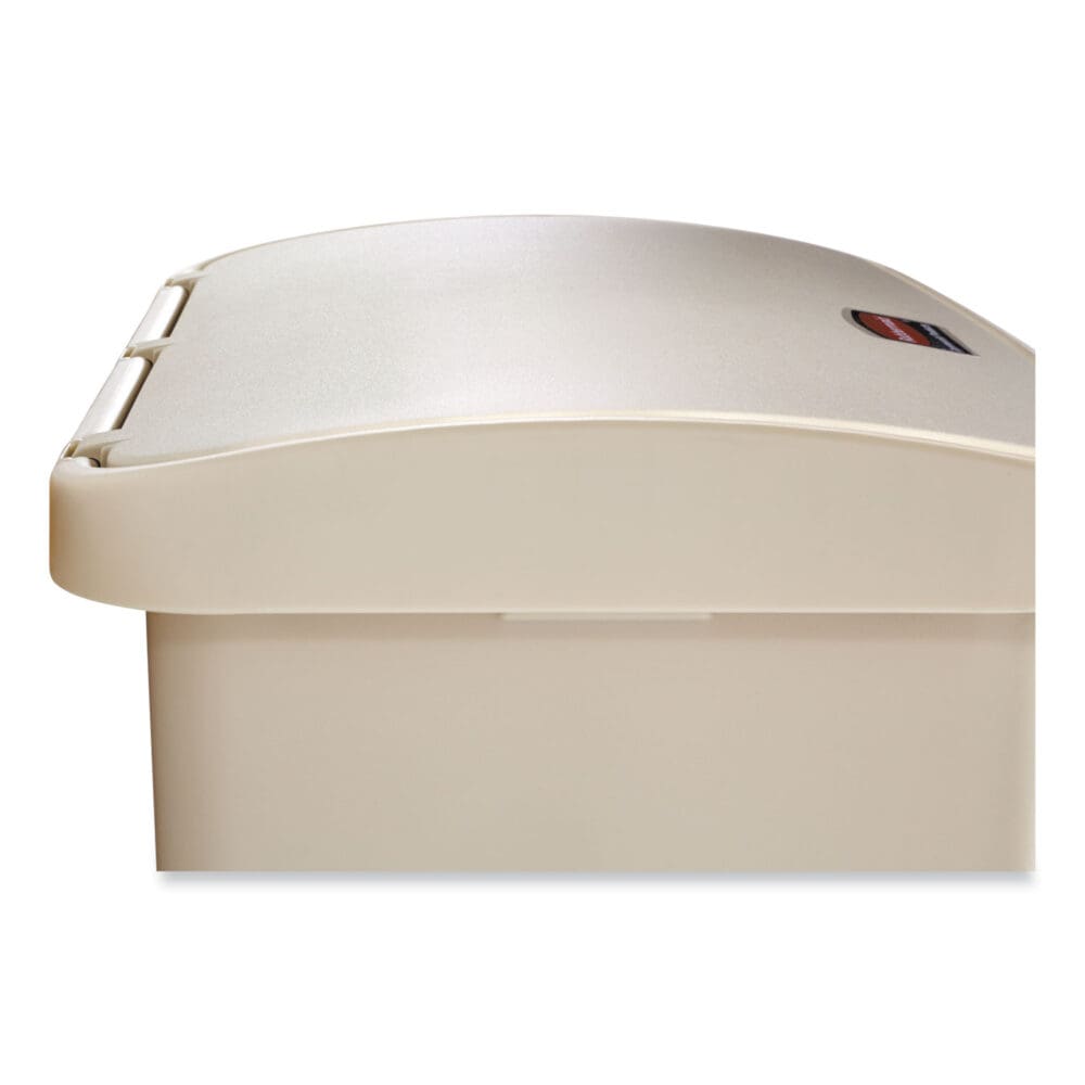 Streamline Resin Step-On Container, Front Step Style, 13 gal, Polyethylene, Beige - Image 3