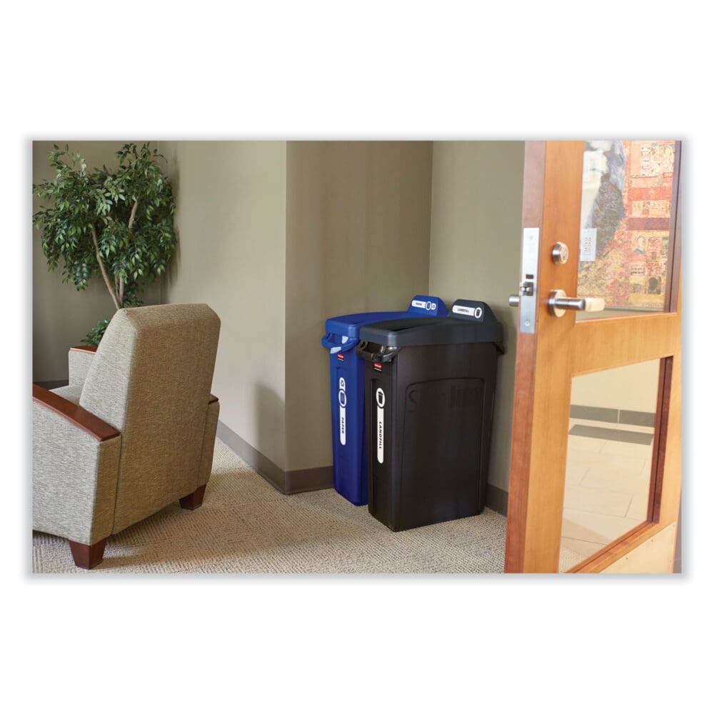 Slim Jim with Venting Channels, 23 gal, Plastic, Black - Image 4